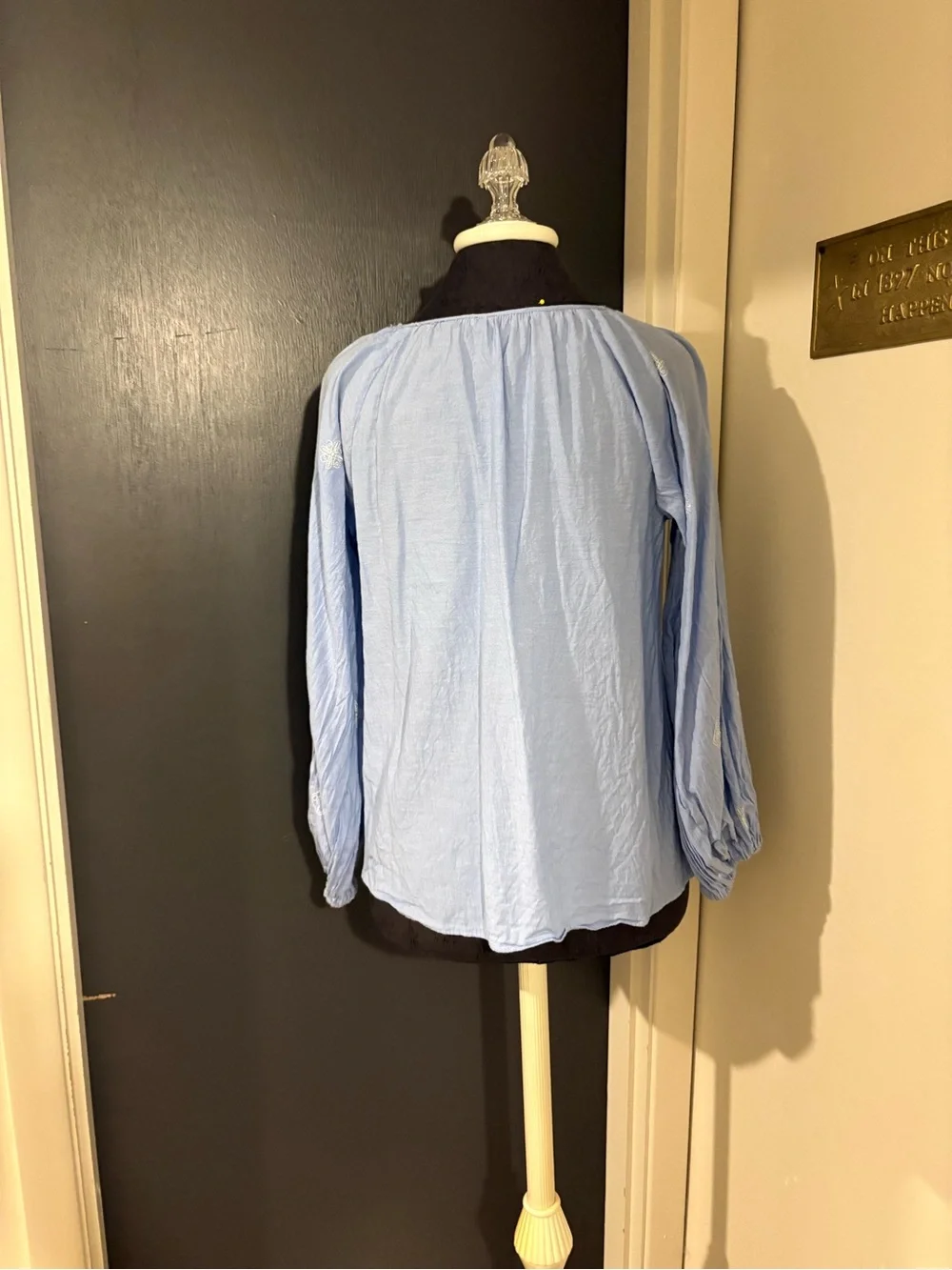Zara Pale Blue V-Neck Embroidered Blouse with Puff Sleeves 💜